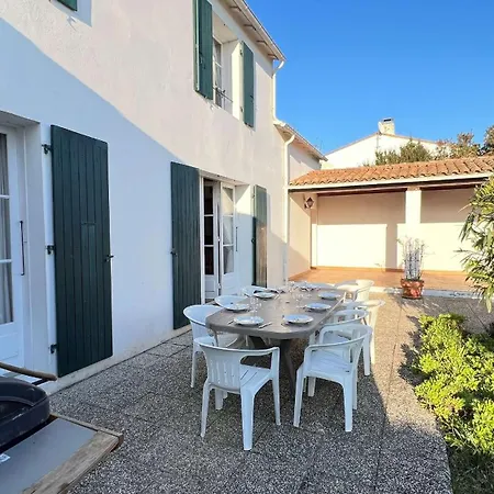 Maison De Au Calme Et Proche De La