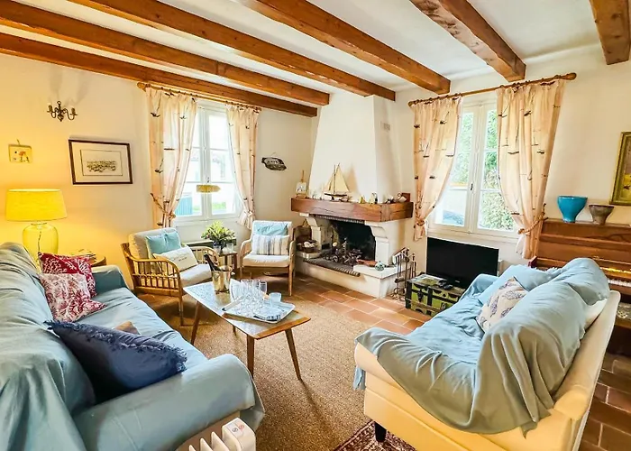 Vila Maison De Au Calme Et Proche De La