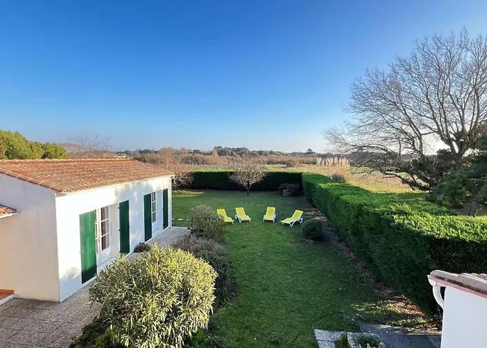 Vila Maison De Au Calme Et Proche De La *